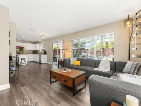 1213 E Sunflower , Orange, CA