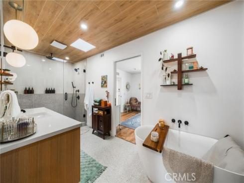 1517 E Riverview , Orange, CA