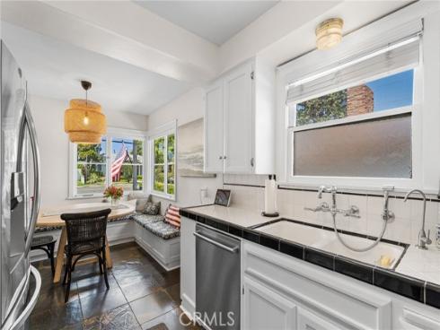 822 E Walnut Avenue, Orange, CA
