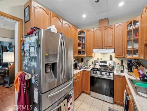 712 E Washington Ave , Orange, CA