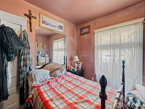 712 E Washington Ave , Orange, CA