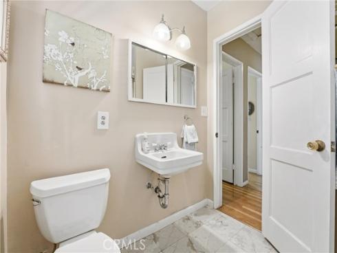 331 E Barkley , Orange, CA