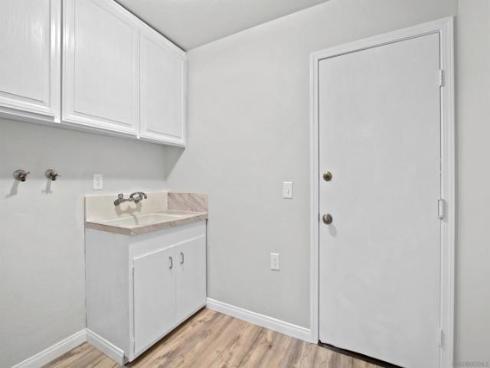 148 N Roth Lane , Orange, CA