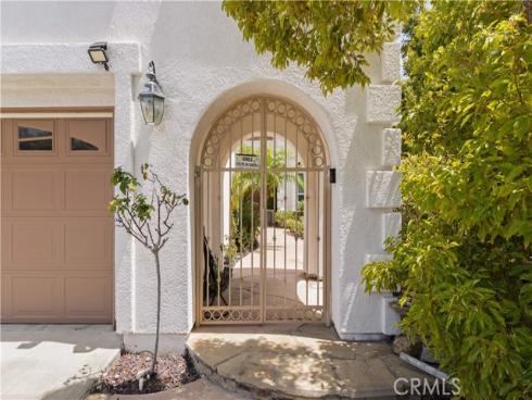 2563 N Falconer  , Orange, CA
