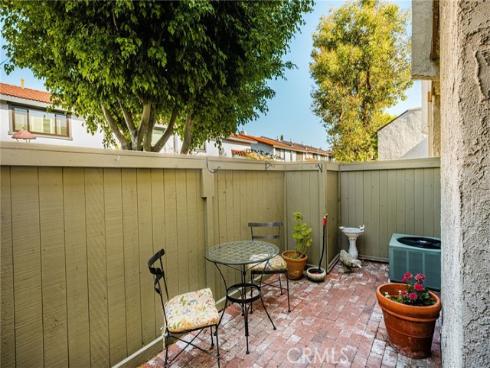2000 W Palmyra  10 , Orange, CA