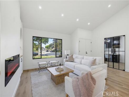 155 S Lincoln , Orange, CA