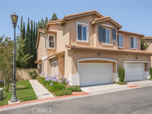 3319 E. Chardonnay Lane