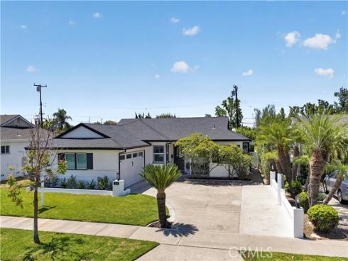 1030 E Oakmont  , Orange, CA