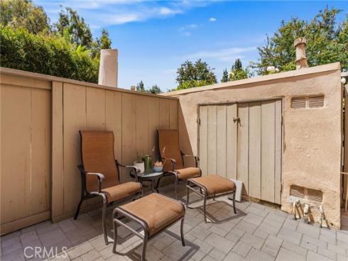 101 W Riverdale 60 Avenue, Orange, CA
