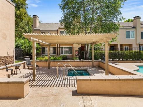 101 W Riverdale 60 Avenue, Orange, CA
