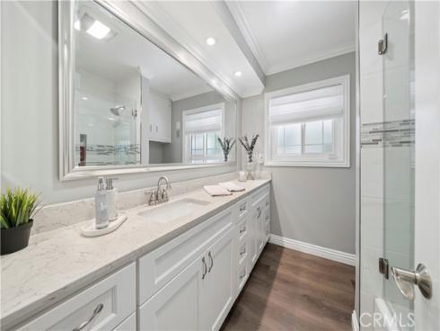 402 E Hoover Avenue, Orange, CA