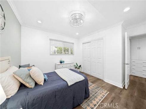 402 E Hoover Avenue, Orange, CA