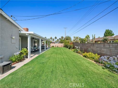 402 E Hoover Avenue, Orange, CA