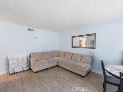 700 W La Veta  , Orange, CA