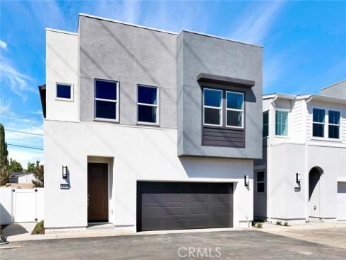 1001 E. Overlook Drive