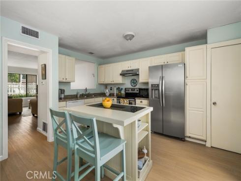 700 W Walnut , Orange, CA