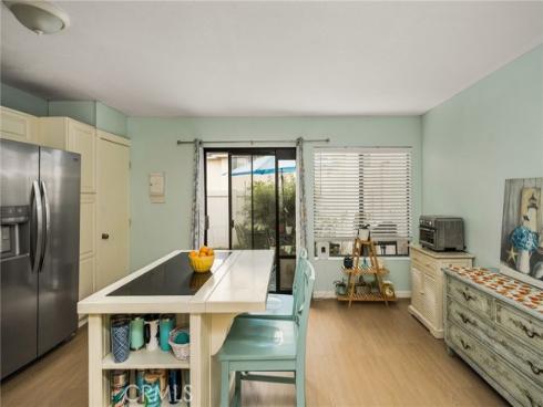 700 W Walnut , Orange, CA