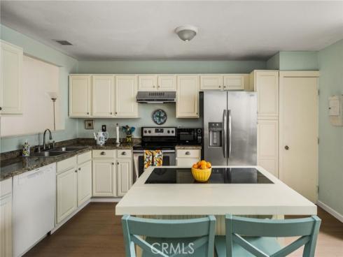 700 W Walnut , Orange, CA