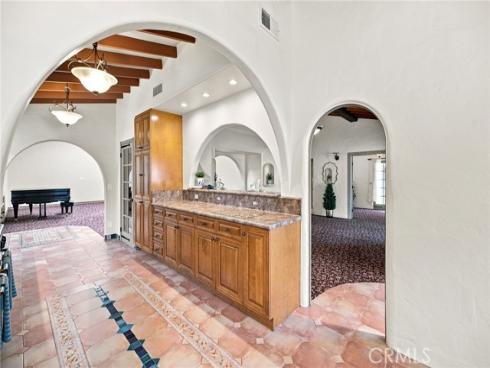 1324 E Chapman , Orange, CA