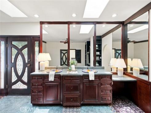 1324 E Chapman , Orange, CA