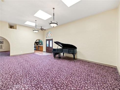 1324 E Chapman , Orange, CA
