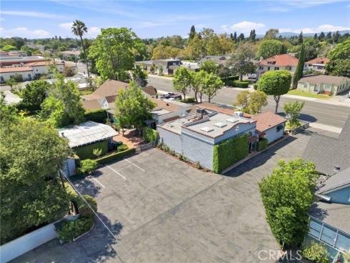 1324 E Chapman , Orange, CA