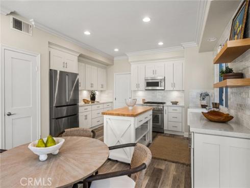 2546 N Avalon Avenue , Orange, CA