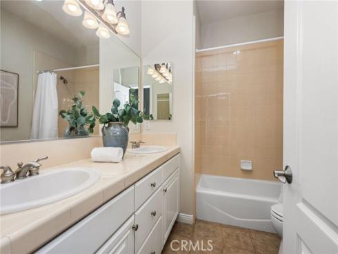 2546 N Avalon Avenue , Orange, CA