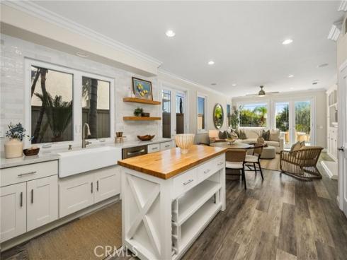 2546 N Avalon Avenue , Orange, CA