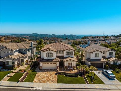 2546 N Avalon Avenue , Orange, CA
