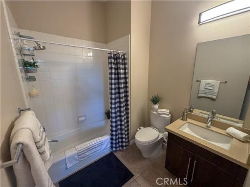 563 W Maple Avenue, Orange, CA