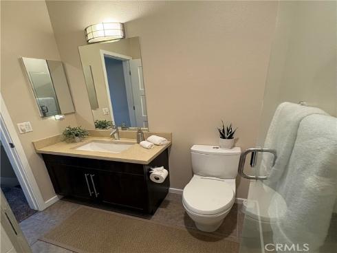 563 W Maple Avenue, Orange, CA