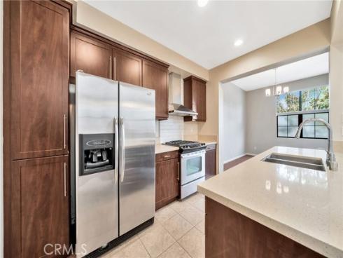 563 W Maple Avenue, Orange, CA