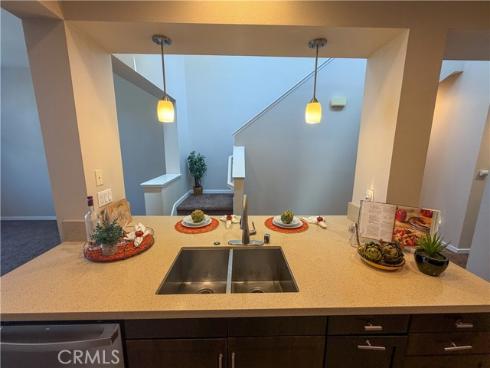 563 W Maple Avenue, Orange, CA