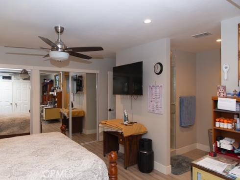 121 E Chestnut , Orange, CA