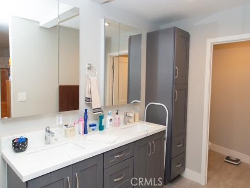 121 E Chestnut , Orange, CA