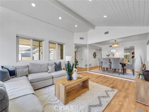 1517 E Riverview  , Orange, CA