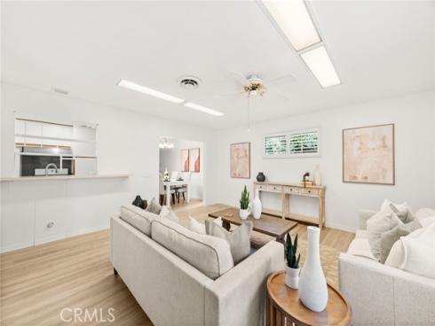 2342 E La Veta , Orange, CA