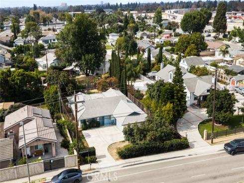 2342 E La Veta , Orange, CA