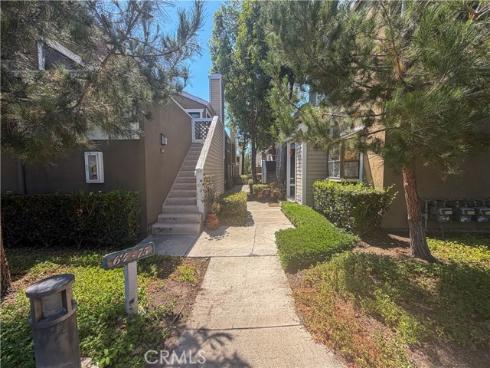 700 E Lake 67 , Orange, CA