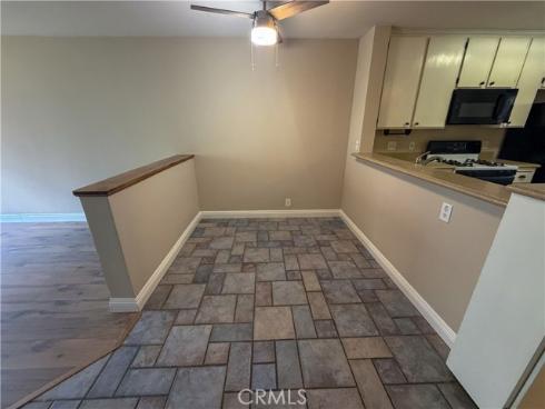 700 E Lake 67 , Orange, CA