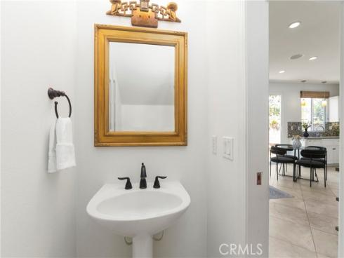 223 Sparkleberry Avenue, Orange, CA