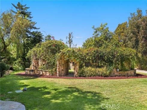752 N Creekview , Orange, CA