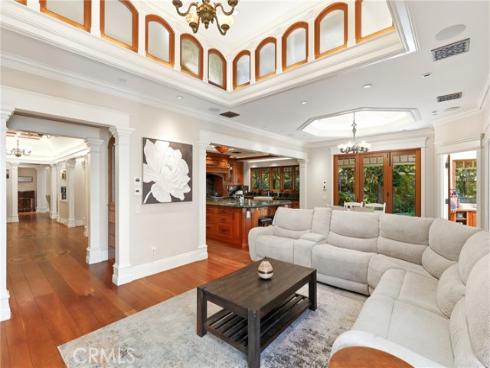752 N Creekview , Orange, CA