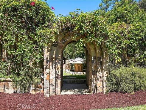 752 N Creekview , Orange, CA