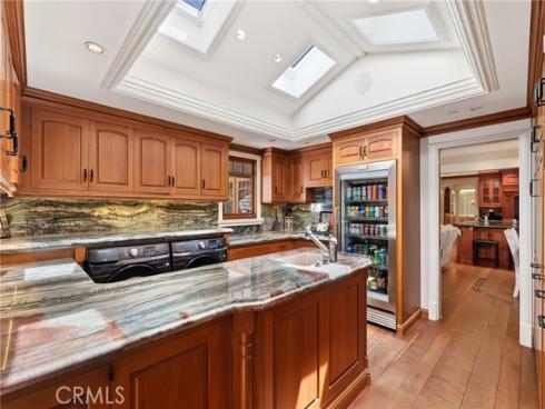 752 N Creekview , Orange, CA