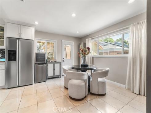 702 E Cumberland , Orange, CA