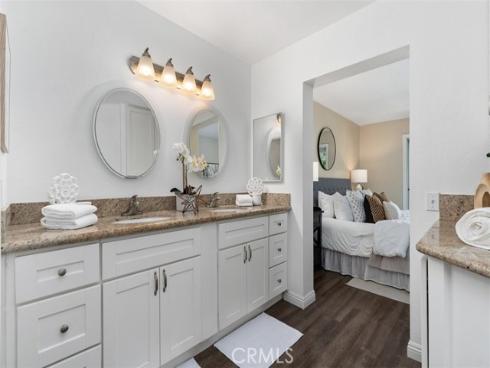 227 S Cross Creek D , Orange, CA