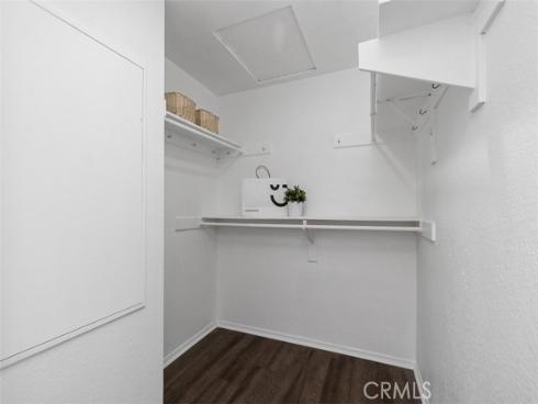 227 S Cross Creek D , Orange, CA