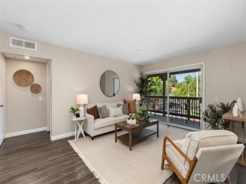 227 S Cross Creek D , Orange, CA
